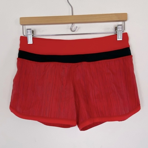 Lululemon Groovy Run Short - Picture 2 of 6